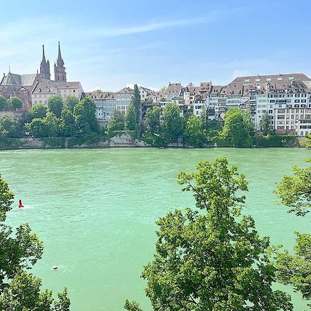Riverside Basel Luaran gambar